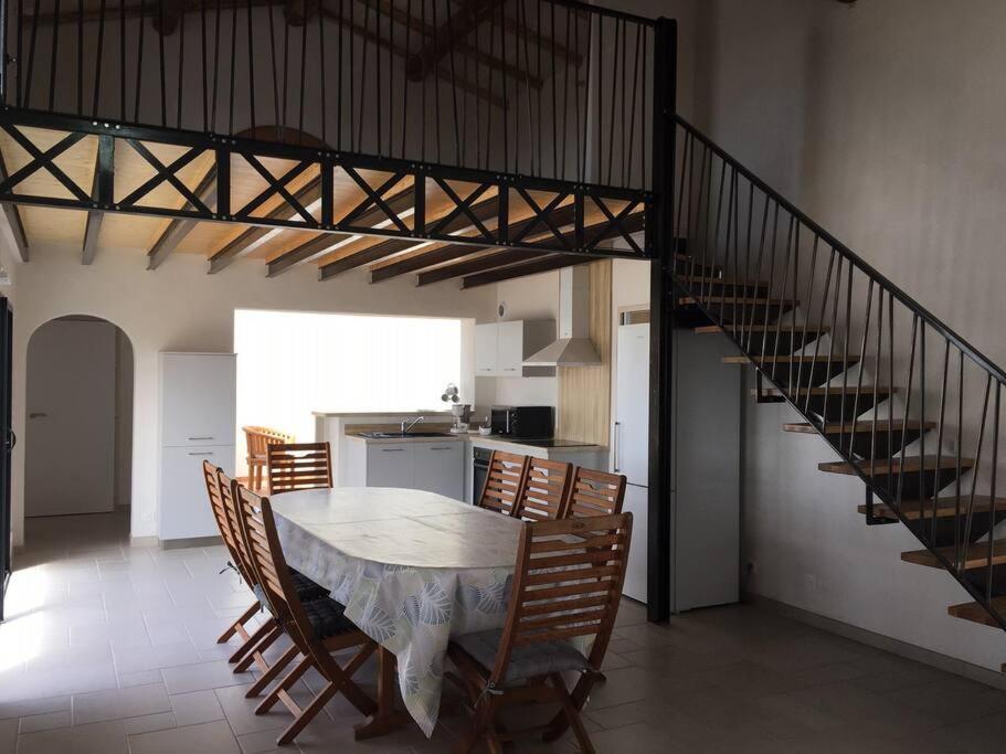 Maison Au Vieil A Noirmoutier Le Grand Vieil Luaran gambar